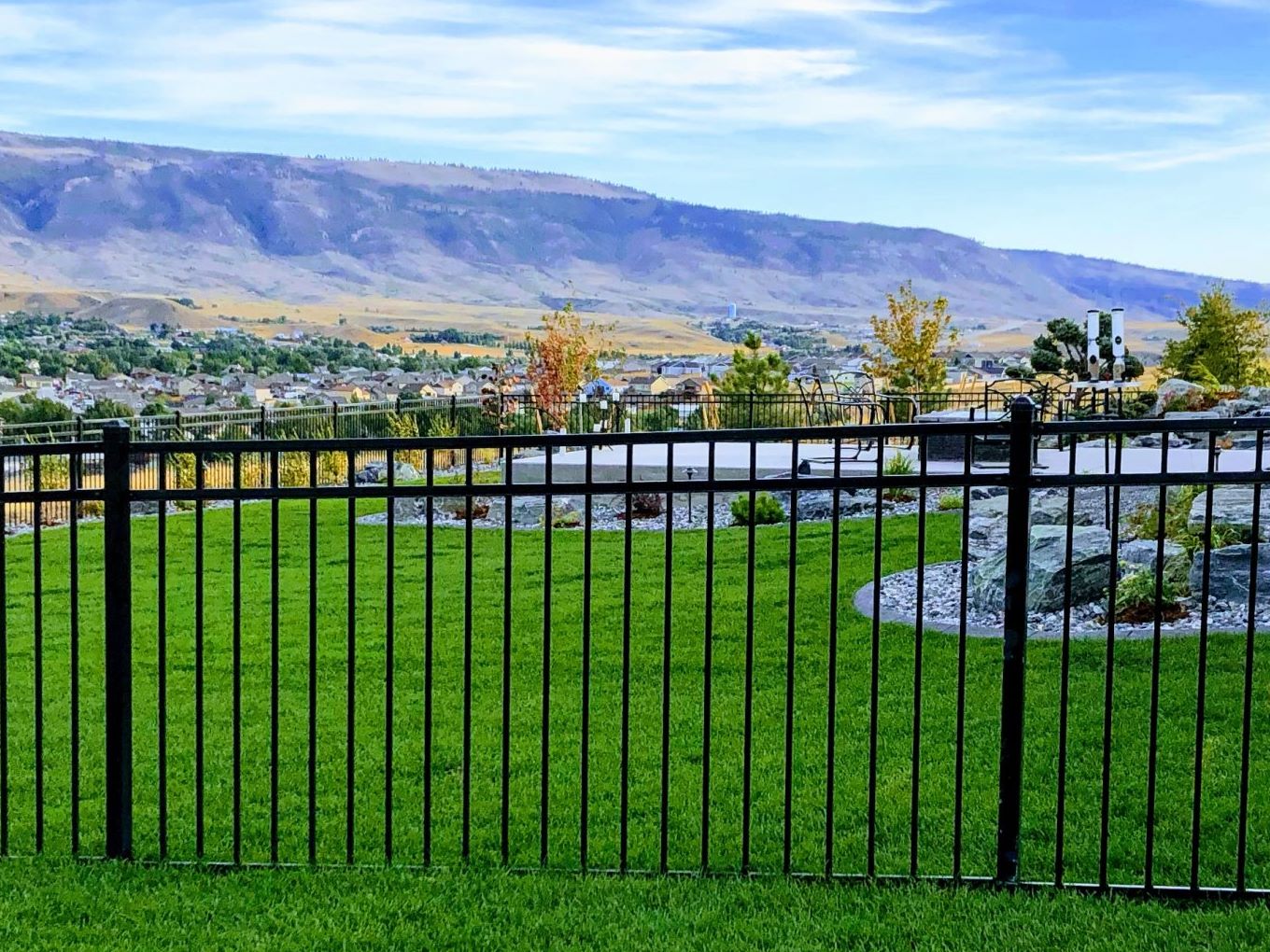 Wapiti Wyoming residential fencing contractor
