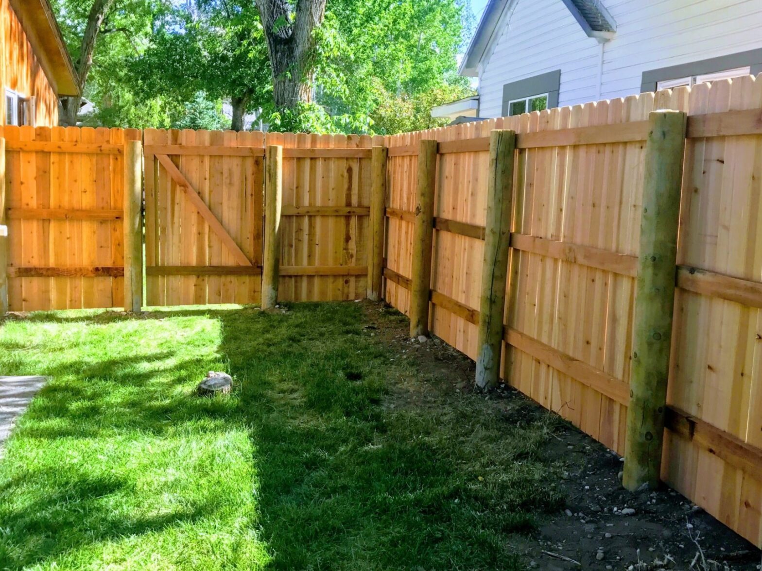 Photo of a wood privacy fence in Wyoming