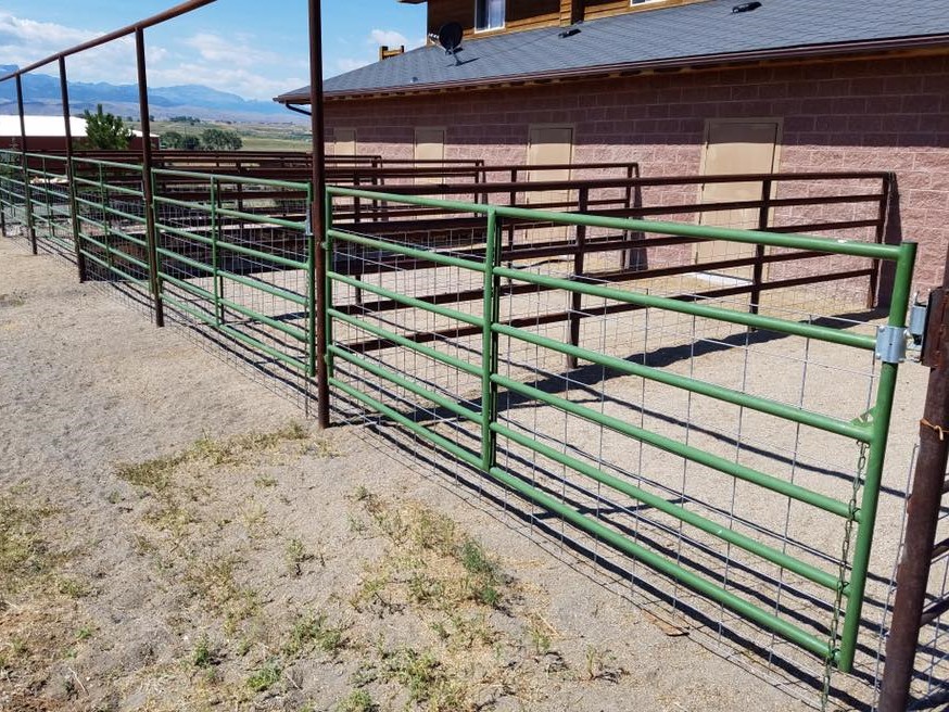 Photo of Wyoming pipe fencing