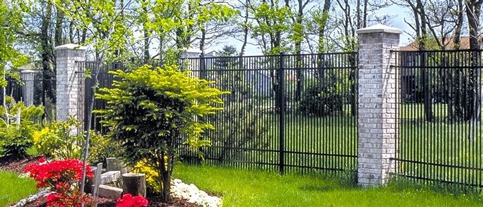 Legacy Aluminum Decorative Fence