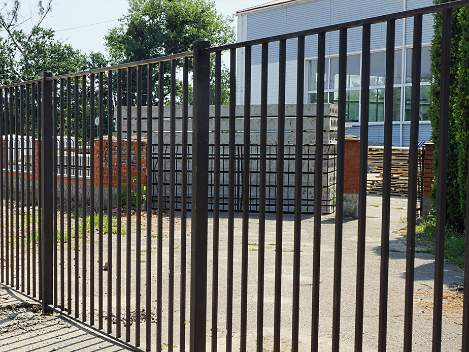 Commercial Aluminum fence company in Wyoming