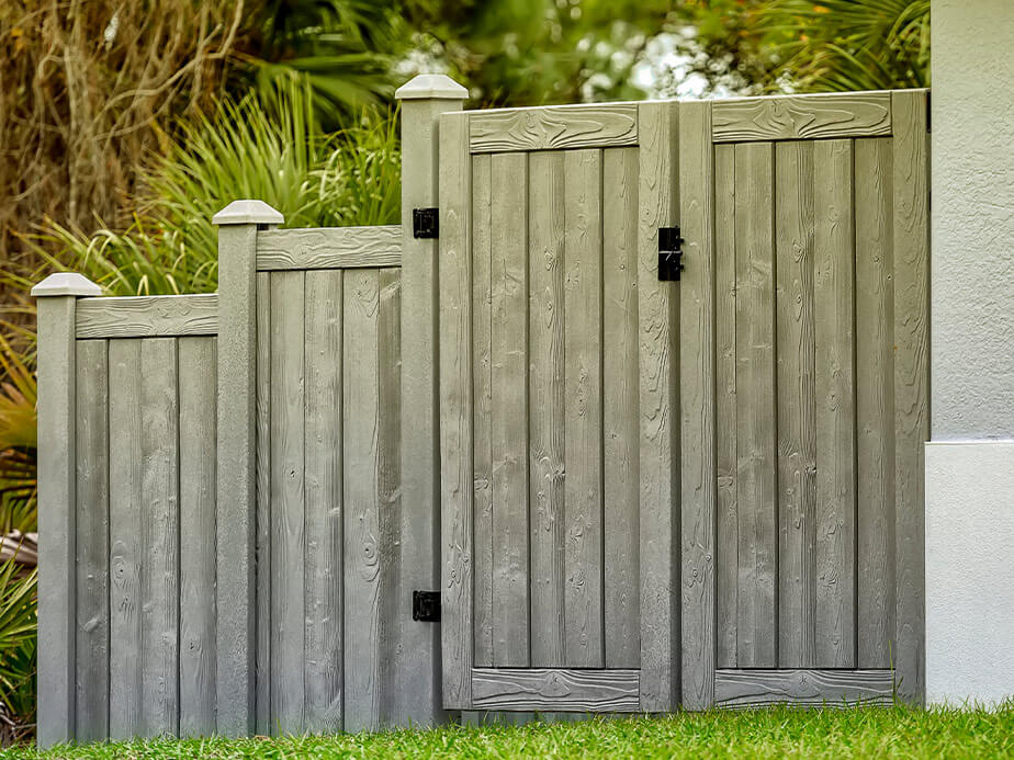 Composite fence company in Wyoming