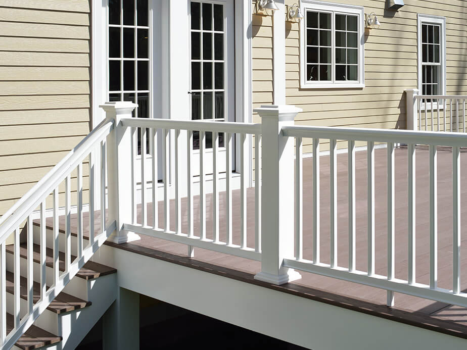 Railings fence company in Wyoming