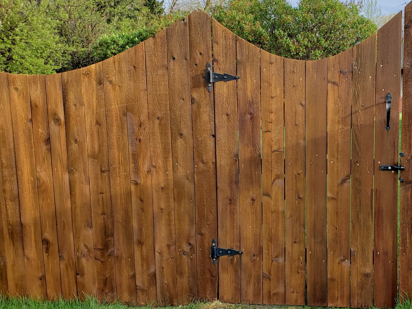 Fox Farm-College Wyoming privacy fencing